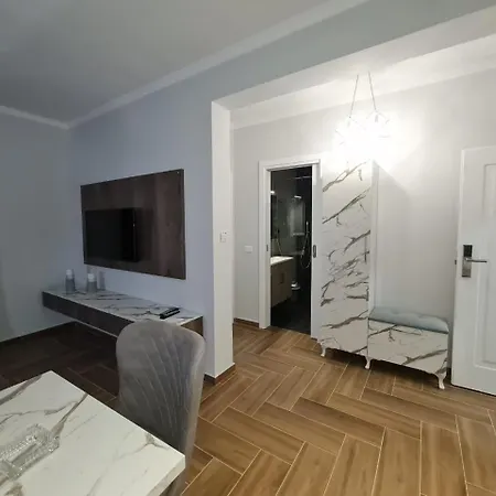 Hotel Sazani & Durrës