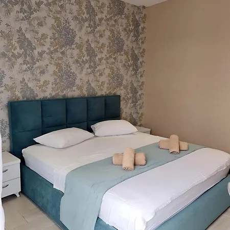 Sazani & Hotel *
