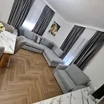 Hotel Sazani & *